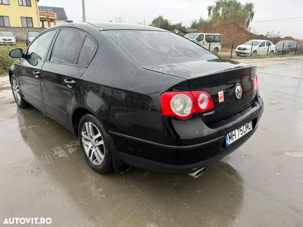 Volkswagen Passat 1.9TDI Highline - 4