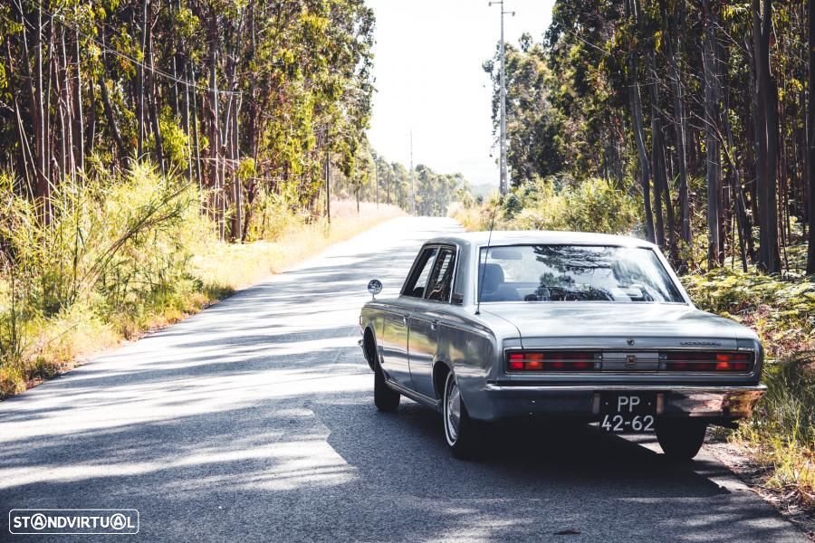 Toyota Crown - 2