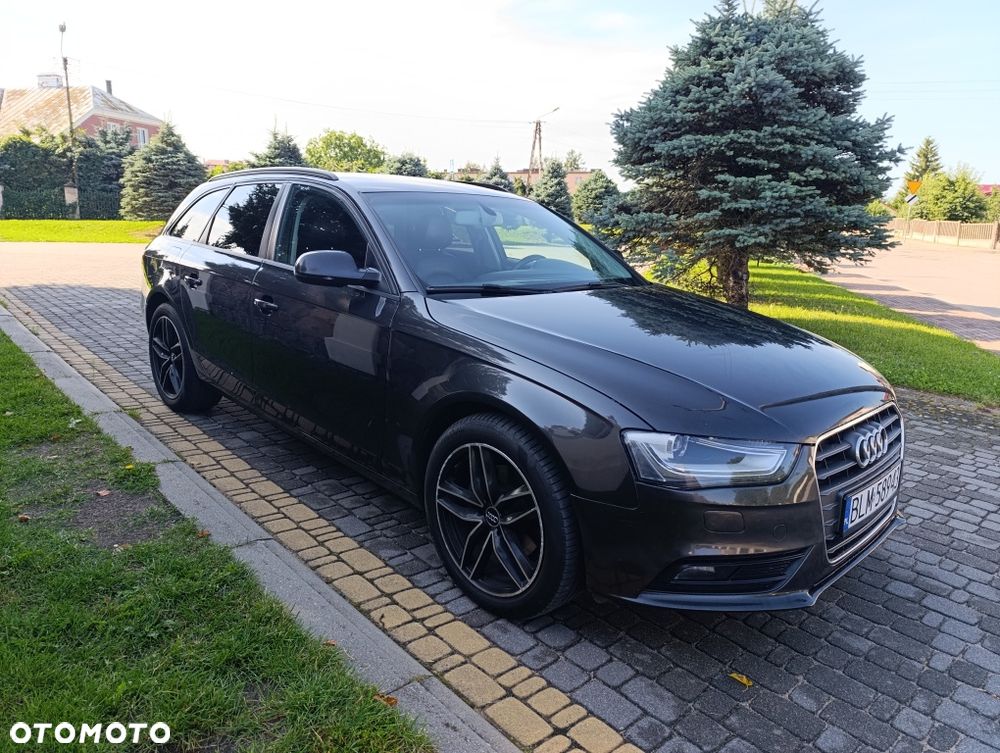 Audi A4 Avant - 4