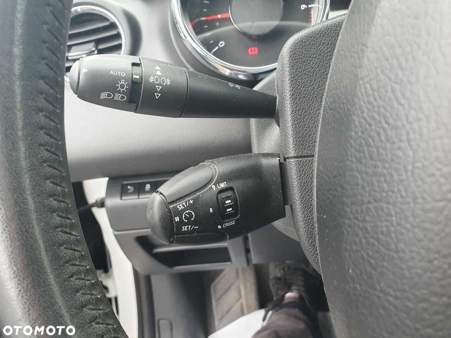 Peugeot 3008 1.2 PureTech Style - 13