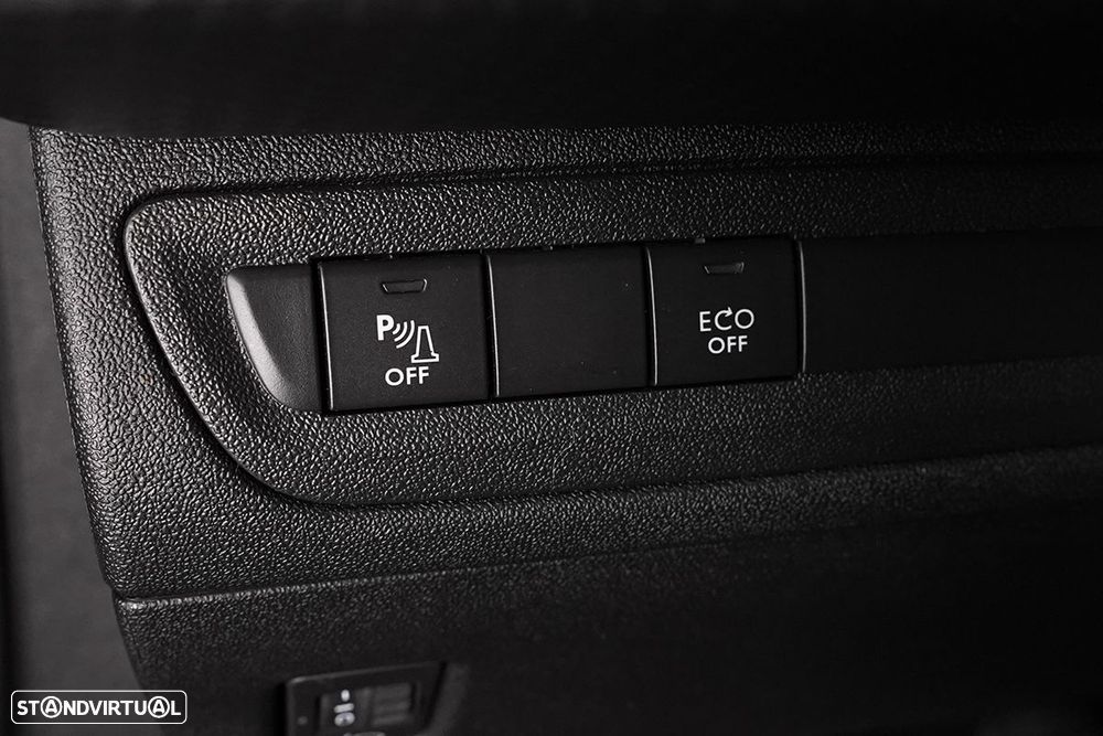 Peugeot 2008 1.2 PureTech Allure - 20