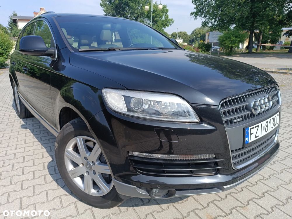 Audi Q7 4.2 FSI Quattro Tiptronic - 1