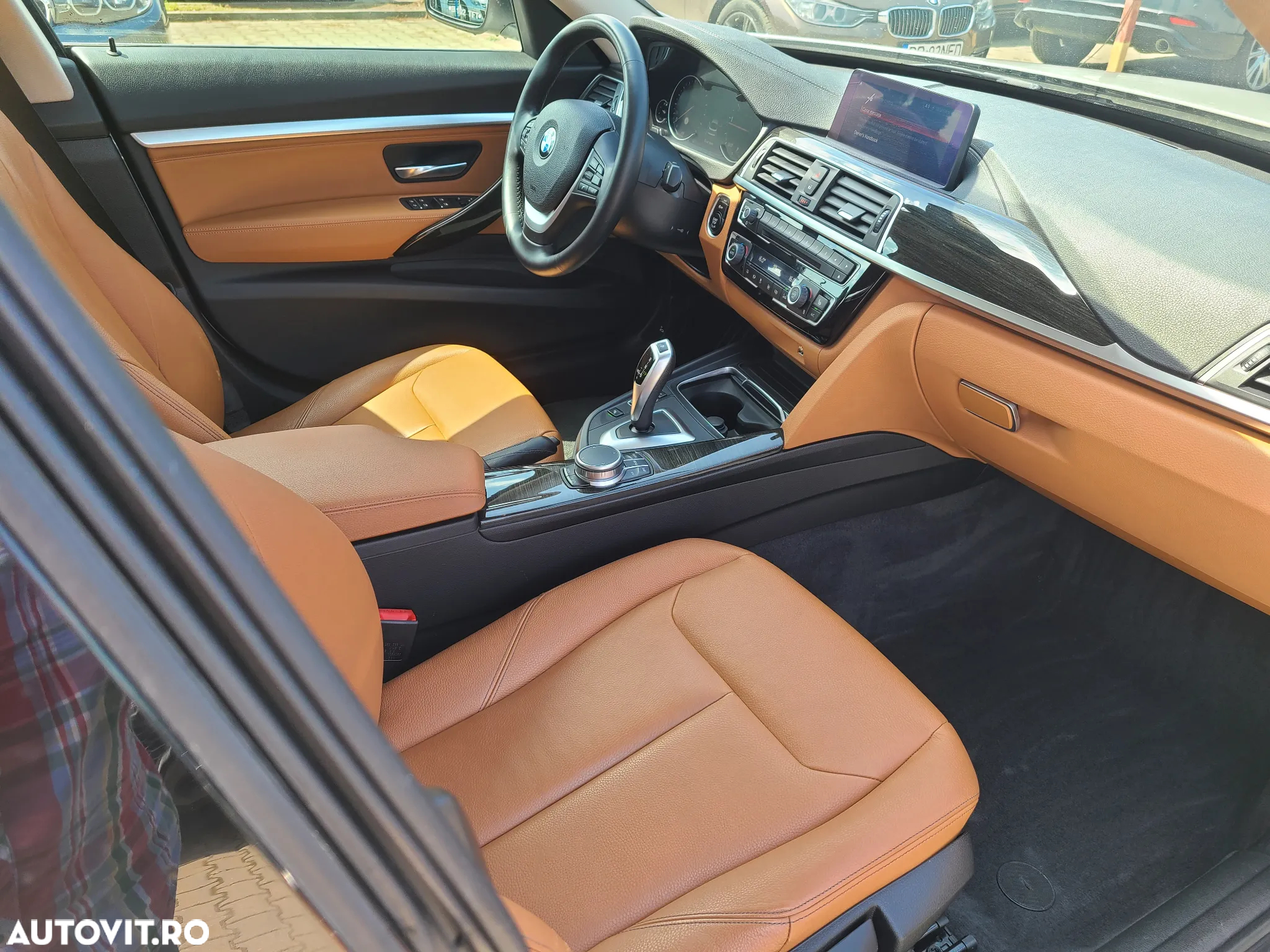 BMW Seria 3 320i GT xDrive AT - 22