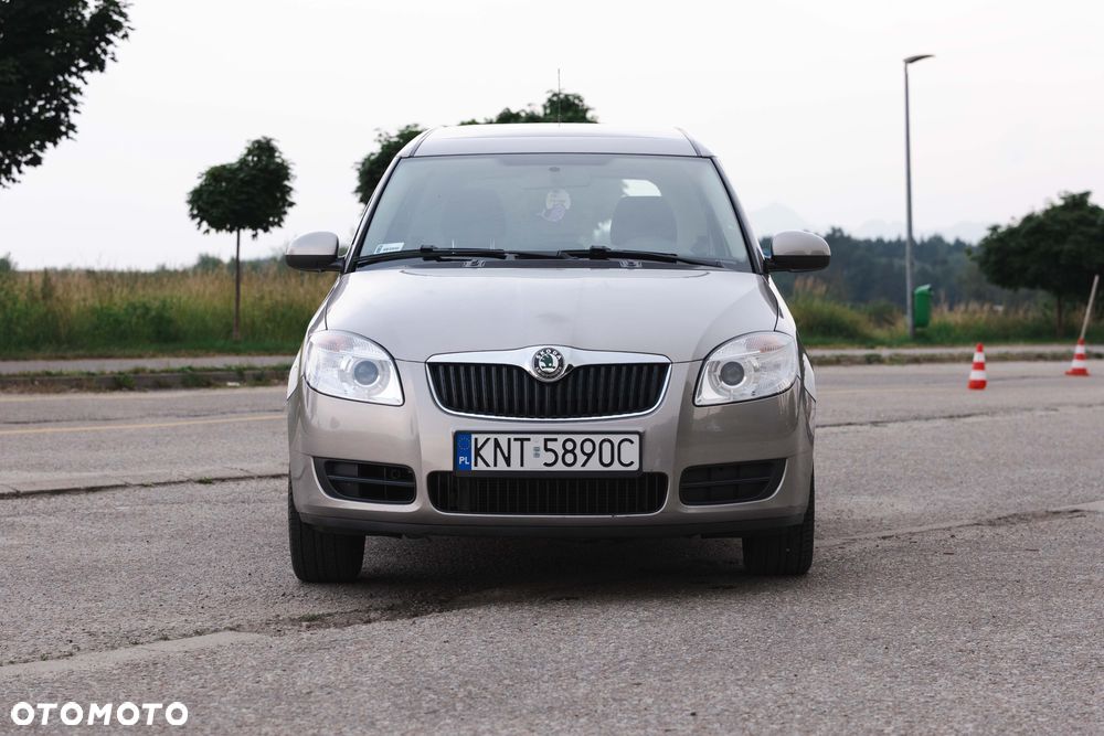 Skoda Roomster - 2
