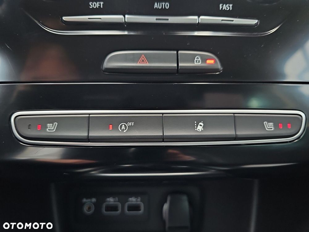 Renault Megane 1.3 TCe FAP Intens - 23