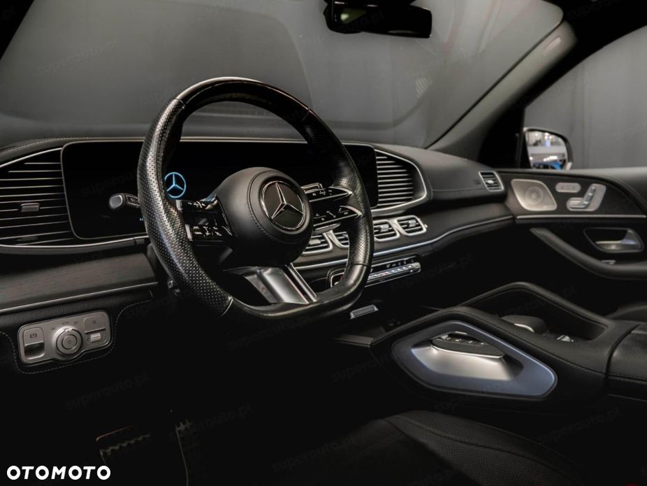 Mercedes-Benz GLS - 10