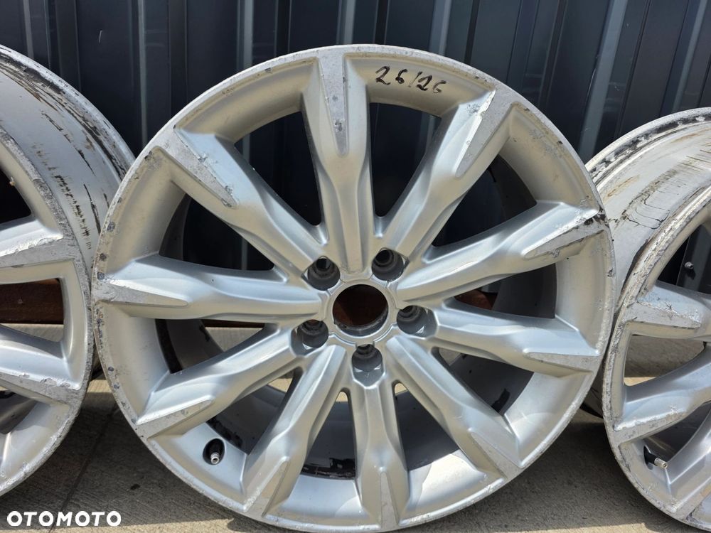 FELGA FELGI VW AUDI SKODA A3 A4 A6 8.0J R18 ET26 8K0601025AD 26/26 KOMPLET - 4