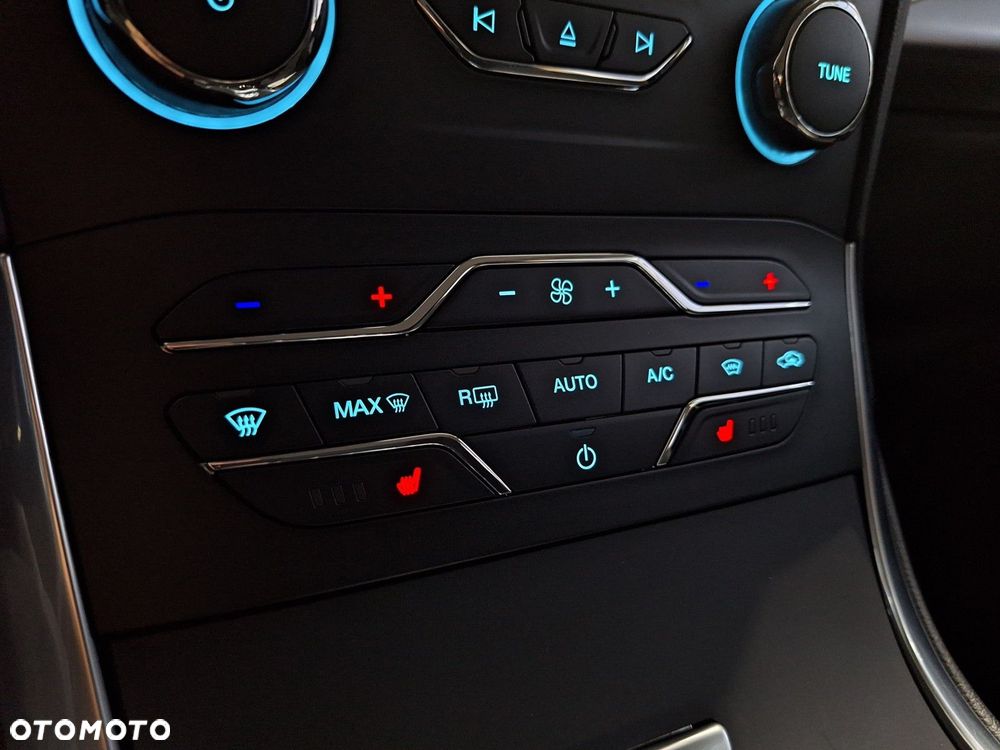 Ford S-Max 2.0 EcoBlue Titanium - 25