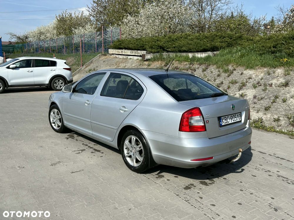 Skoda Octavia 1.6 TDI Ambiente DSG - 7