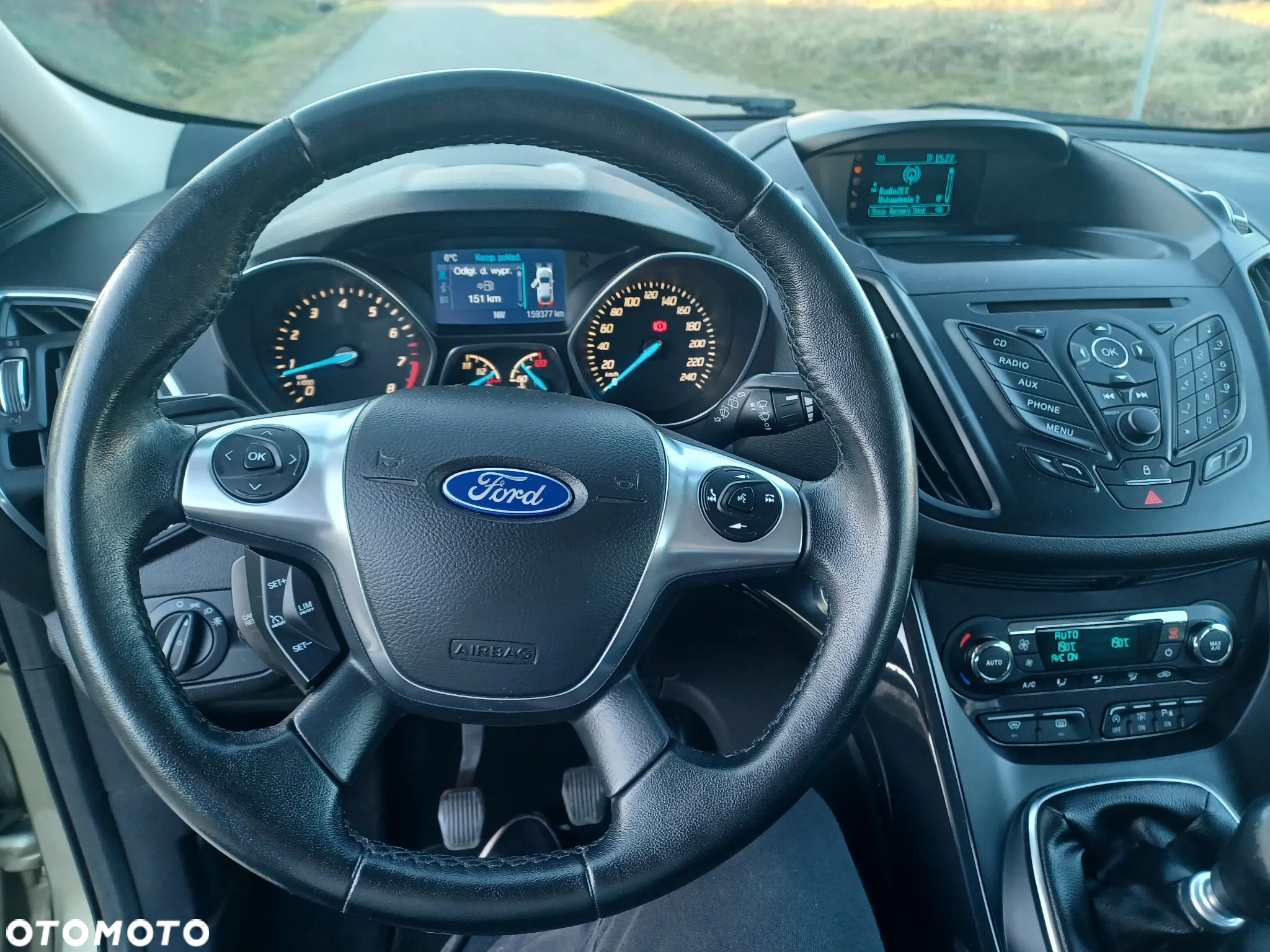 Ford Kuga - 14