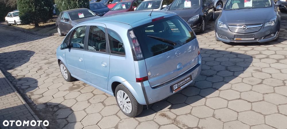 Opel Meriva 1.6 16V (Essentia) - 28
