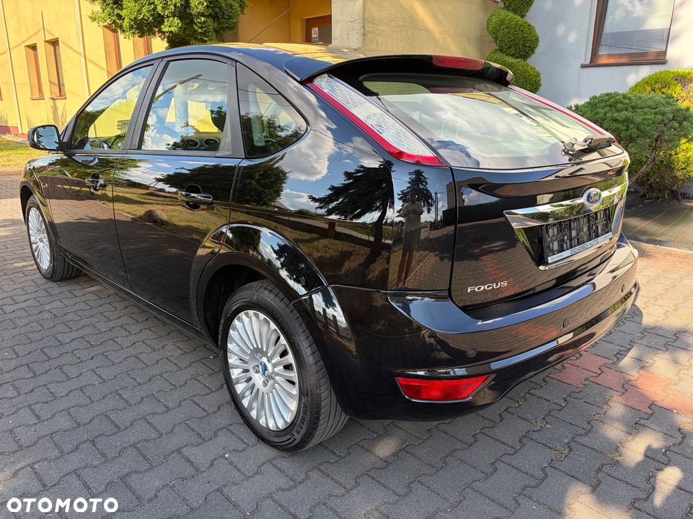 Ford Focus 1.8 Titanium - 16