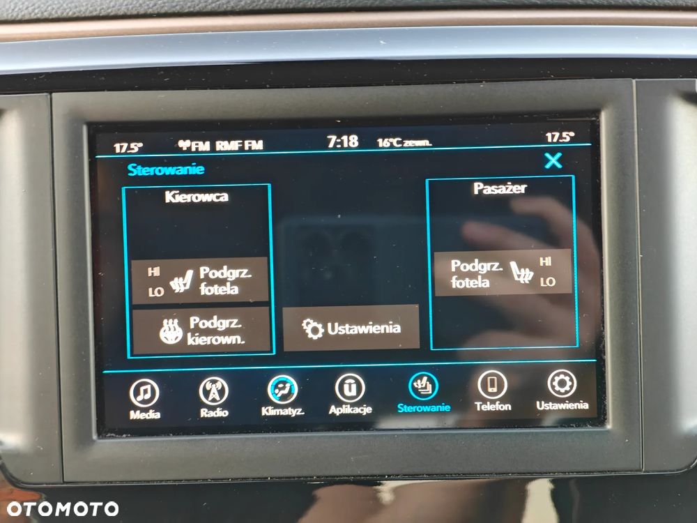 Chrysler Pacifica - 24
