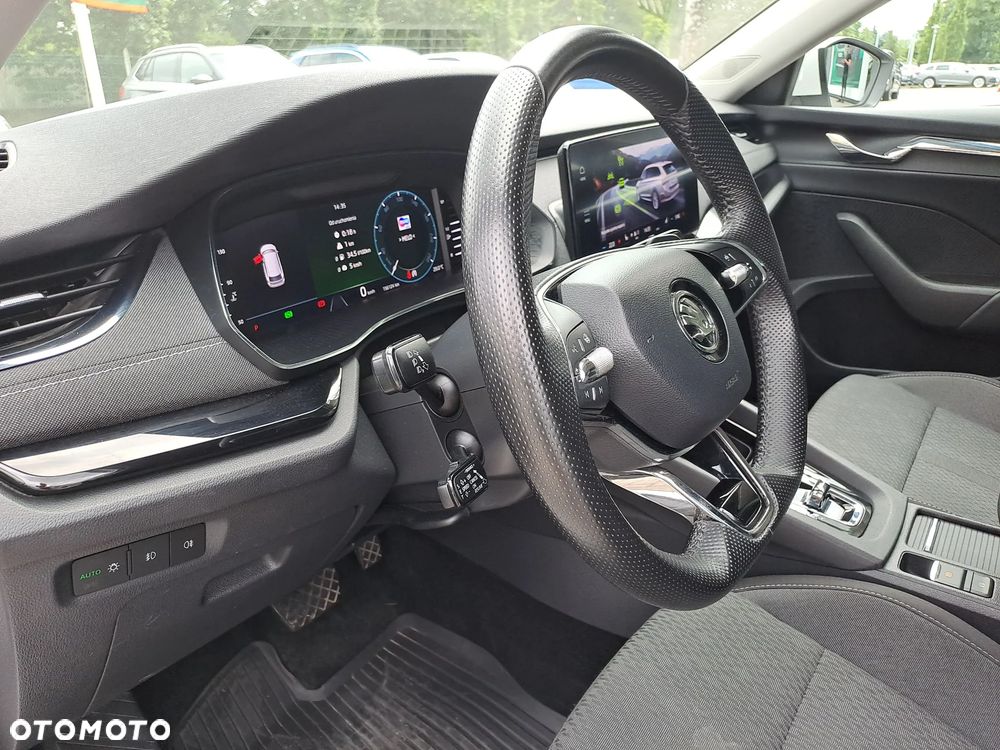 Skoda Octavia 2.0 TDI Style DSG - 14