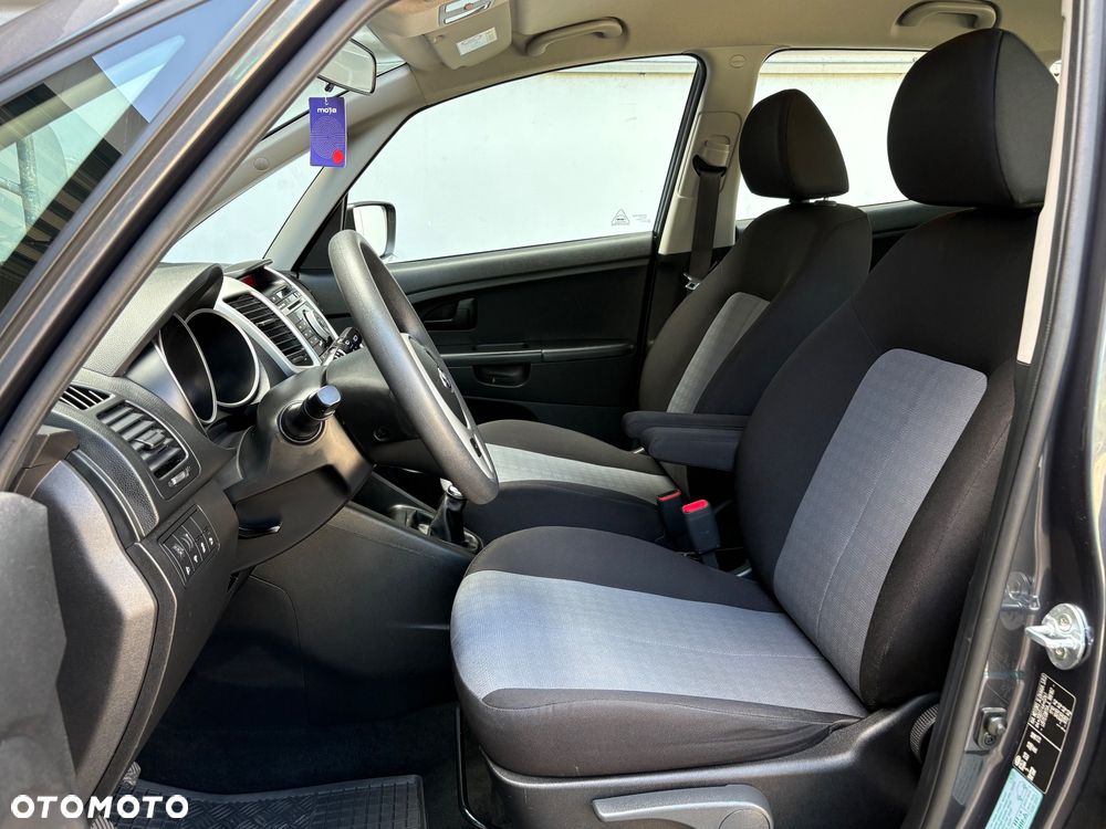 Kia Venga 1.4 L - 13