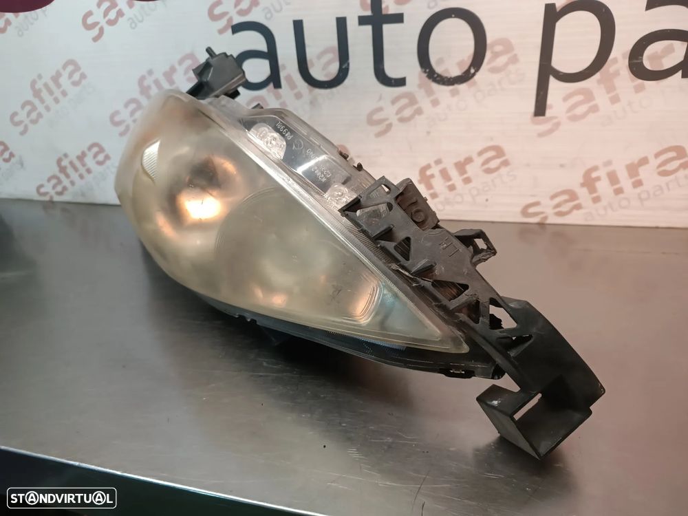 ÓTICA / FAROL MAZDA 5 - ESQUERDO / DIREITO - 12