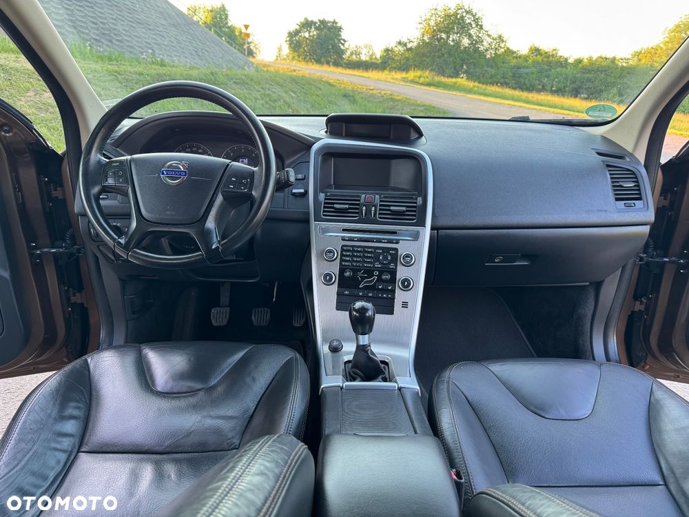 Volvo XC 60 - 25