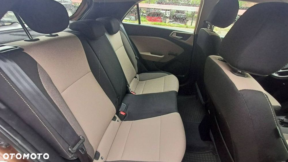 Hyundai i20 1.2 Select - 4