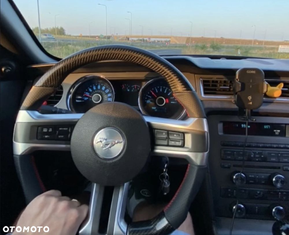 Ford Mustang 3.7 V6 - 17