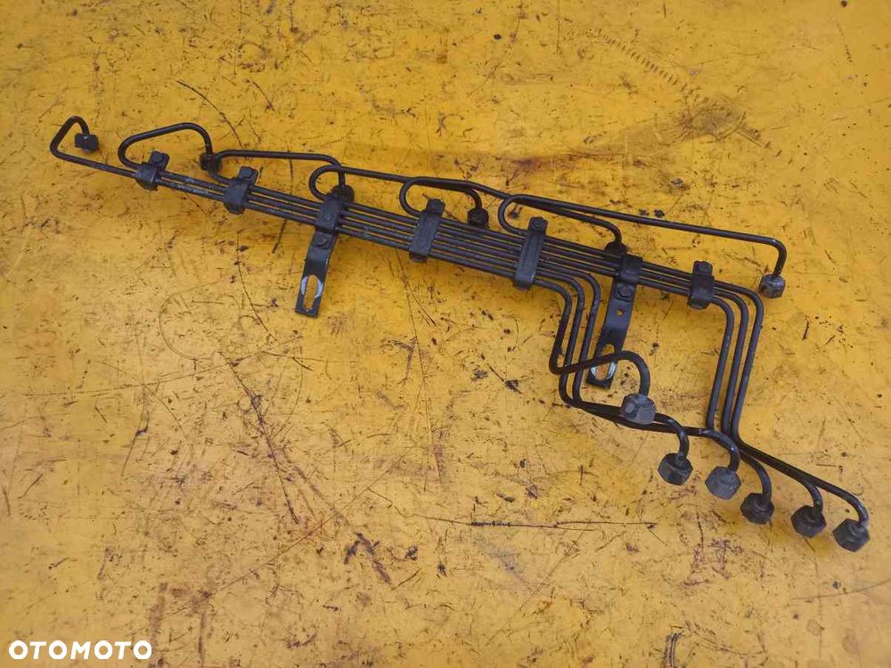 Przewody rurki paliwowe wtryskiwaczy FiatAgri G210 - 1