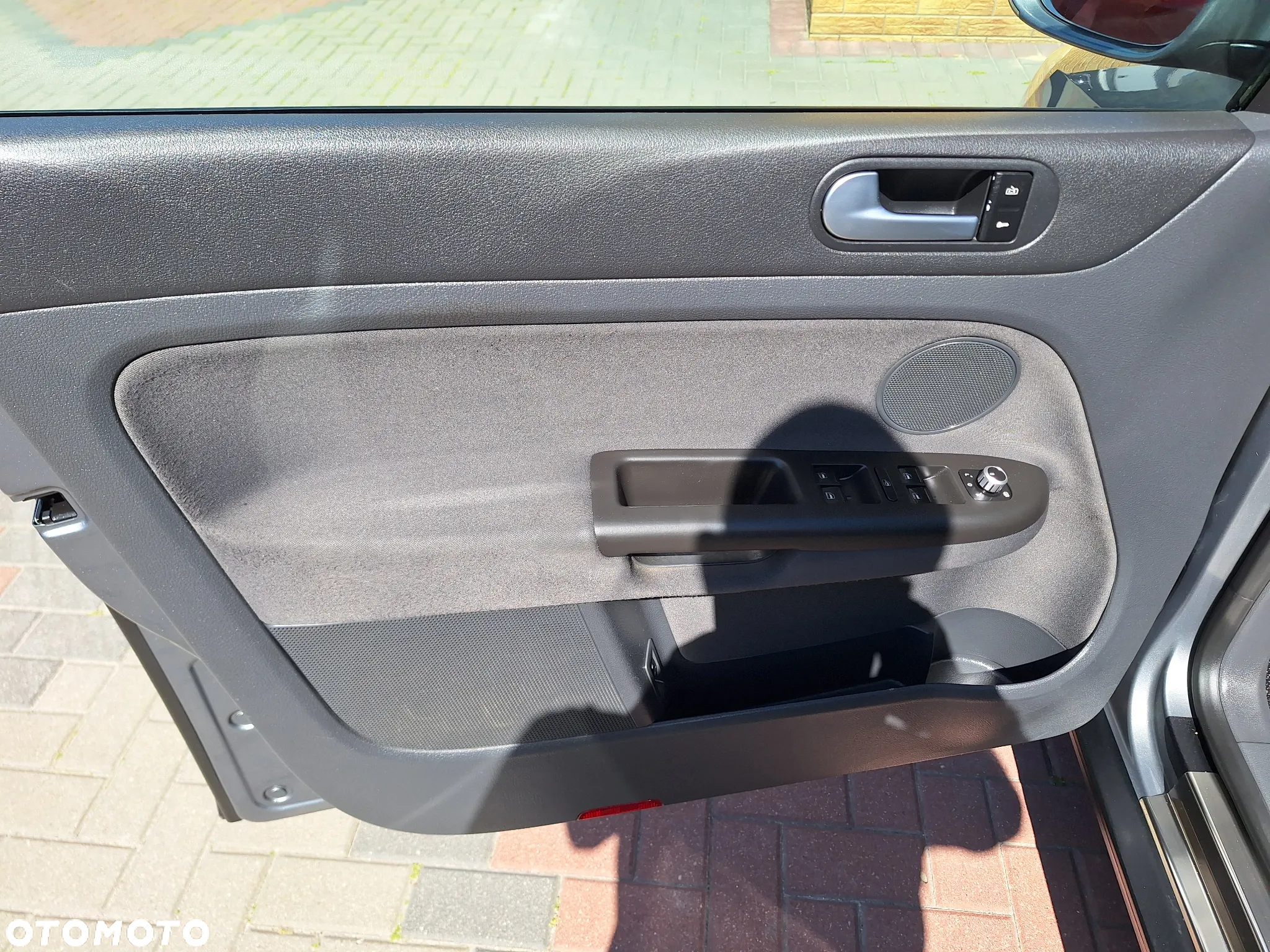 Volkswagen Golf Plus 1.9 TDI Cross - 16