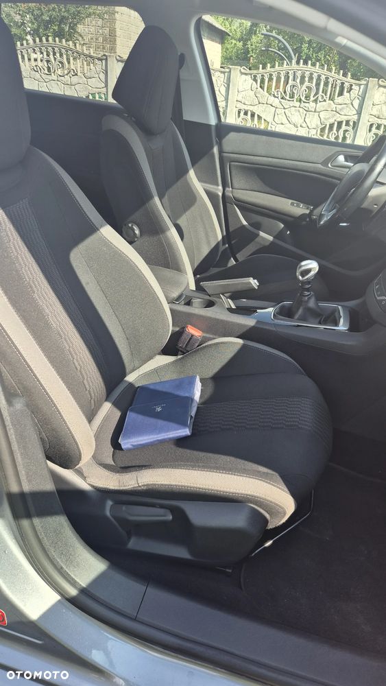 Peugeot 308 1.6 BlueHDi Active S&S - 21