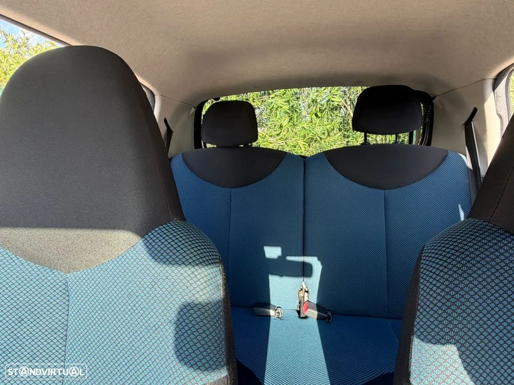 Toyota Aygo Standard - 13