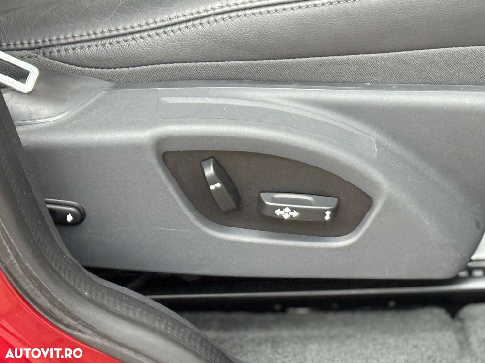 Volvo XC 60 D3 Geartronic Momentum - 28