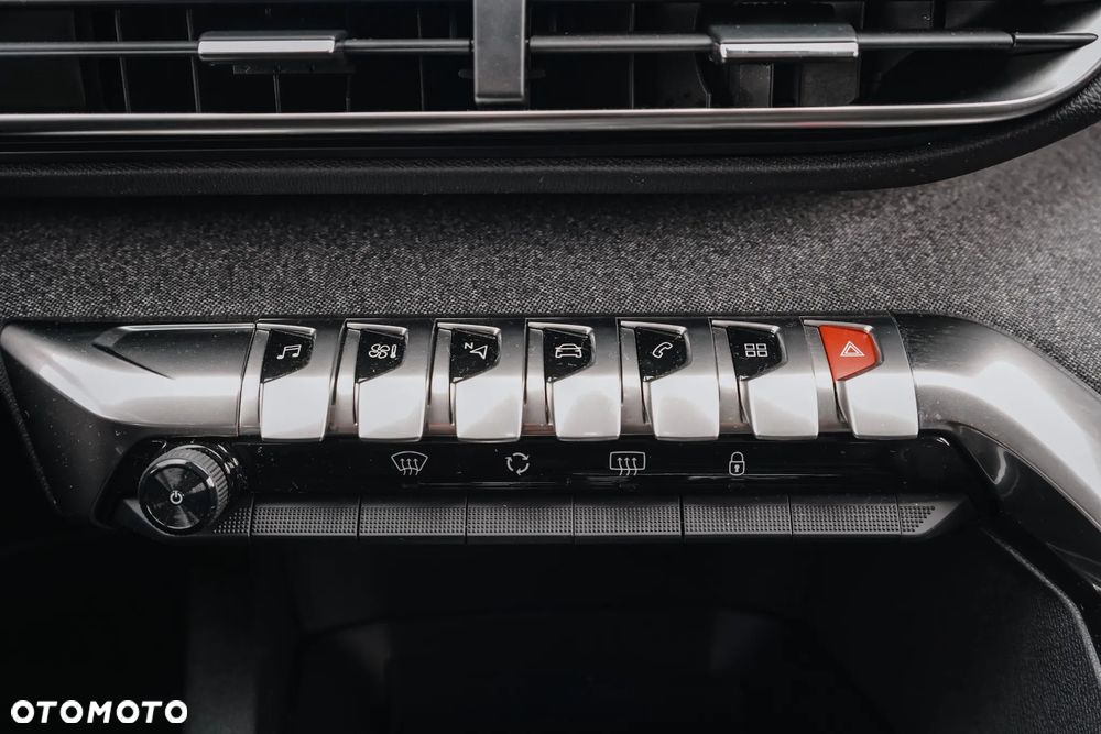 Peugeot 3008 PureTech 130 Stop & Start GPF EAT8 Allure - 35