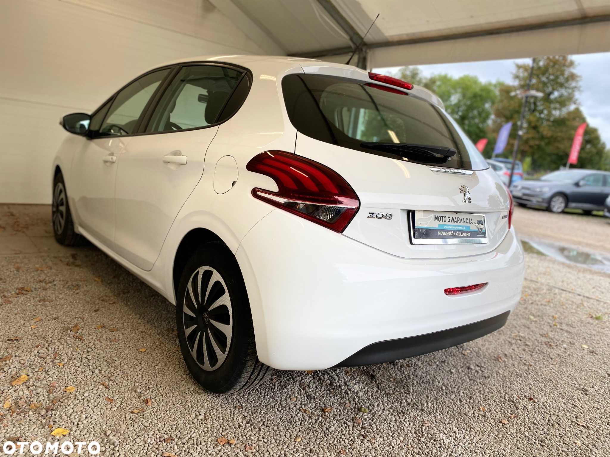 Peugeot 208 1.6 BlueHDi Active - 25