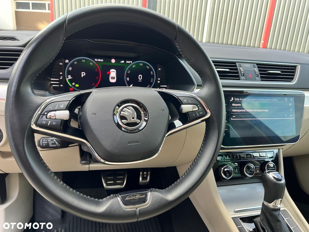 Skoda Superb 2.0 TDI SCR L&K DSG - 24
