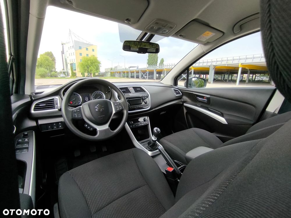 Suzuki SX4 S-Cross 1.4 SHVS Comfort Plus - 15