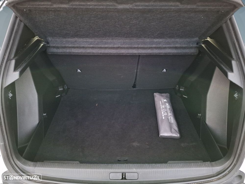 Peugeot 2008 1.2 PureTech Active - 21