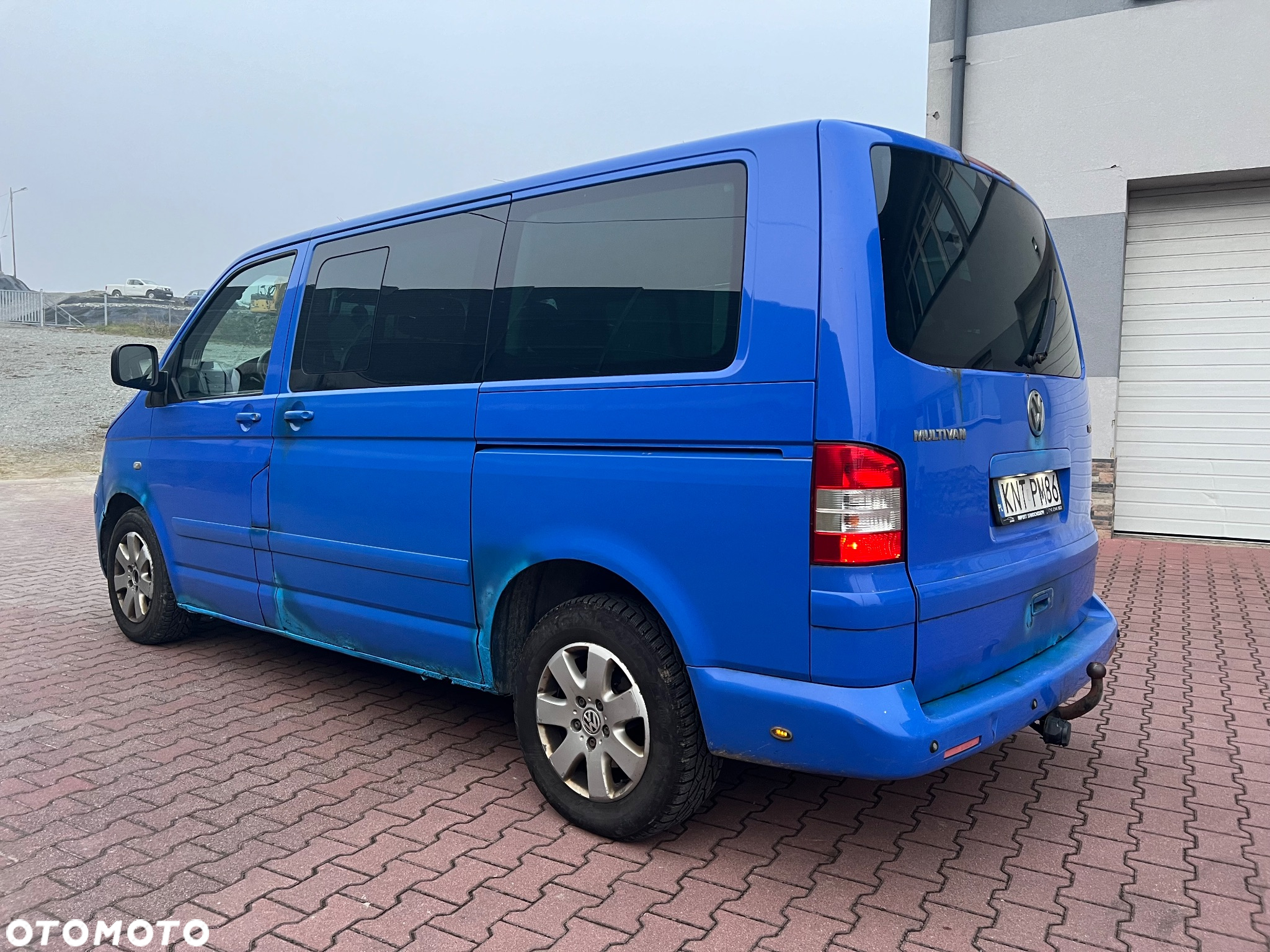 Volkswagen Multivan - 10