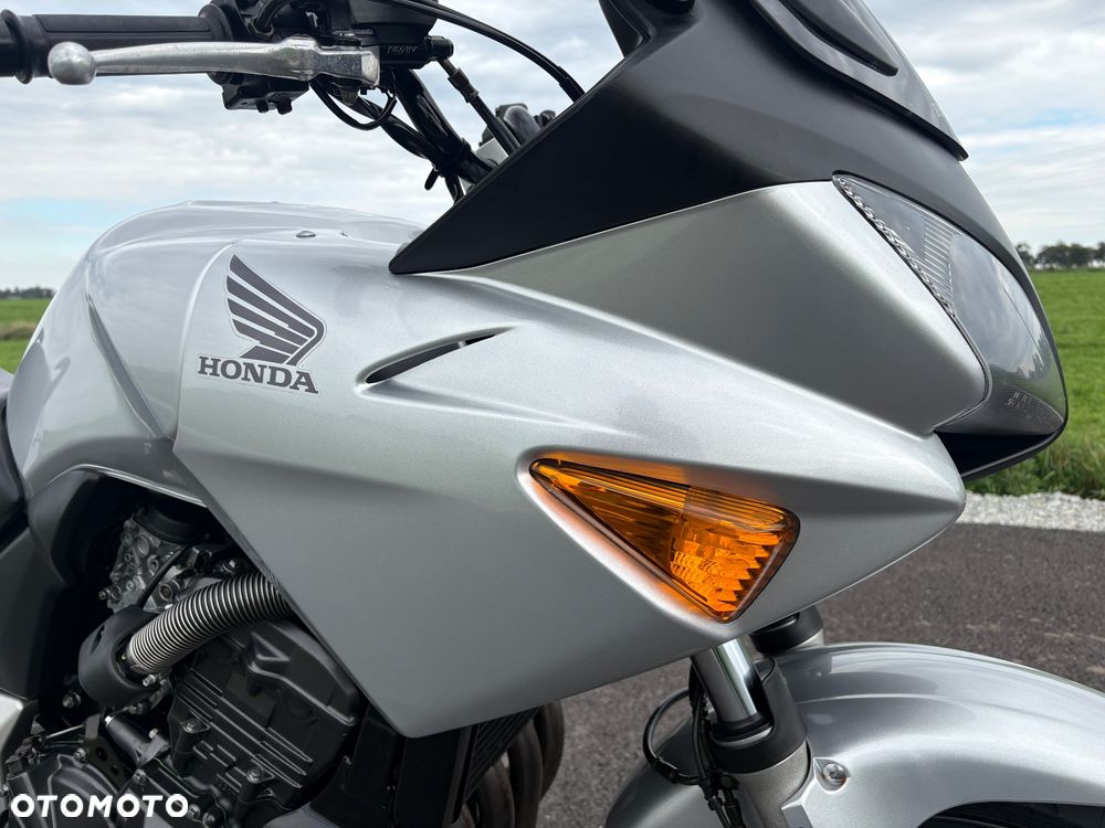 Honda CBF - 22