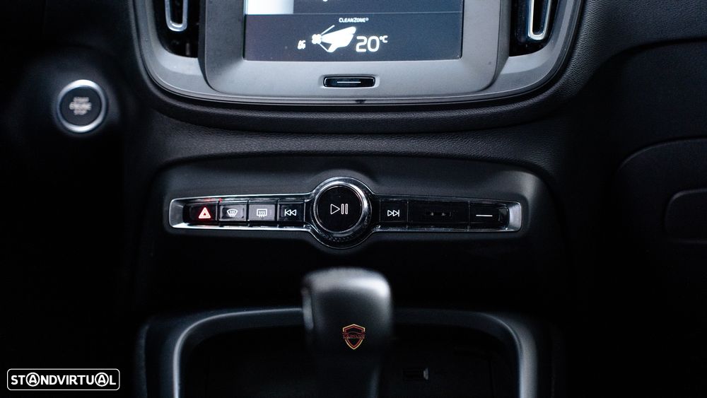 Volvo XC 40 1.5 T2 Essential - 26