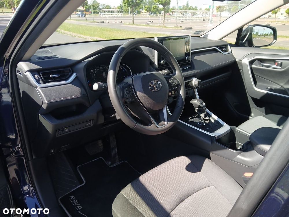 Toyota RAV4 - 17