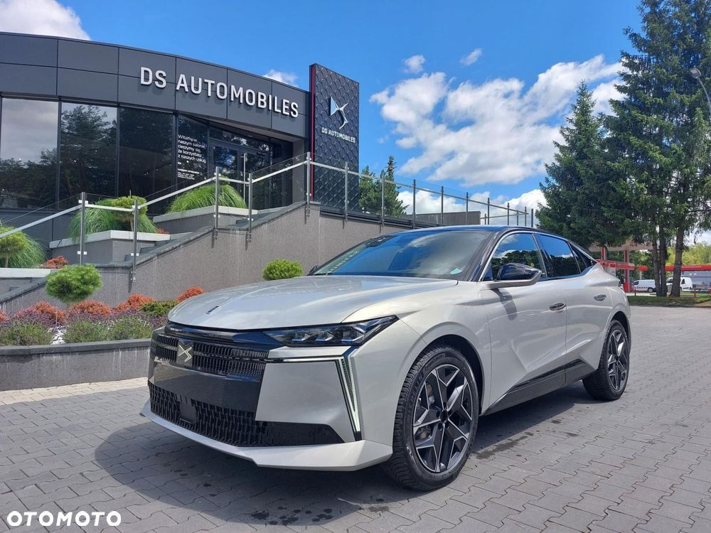 DS Automobiles DS 4 1.2 mHEV Étoile Alcantara eDCS6 - 2