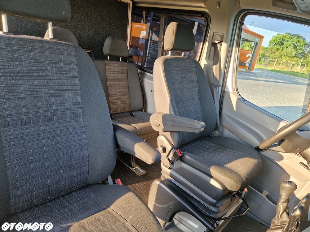 Mercedes-Benz Sprinter - 8