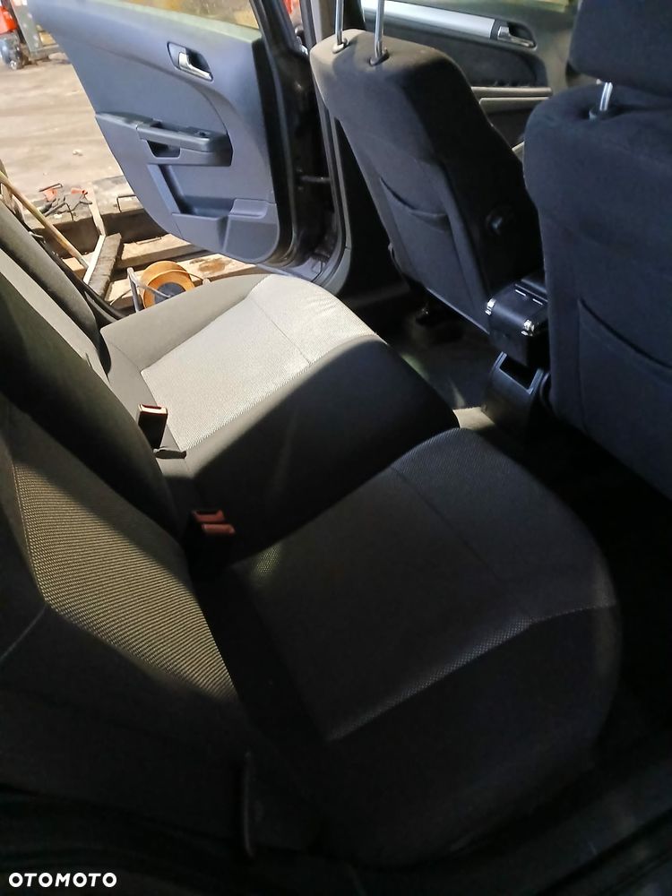 Opel Astra 1.7 CDTI - 5