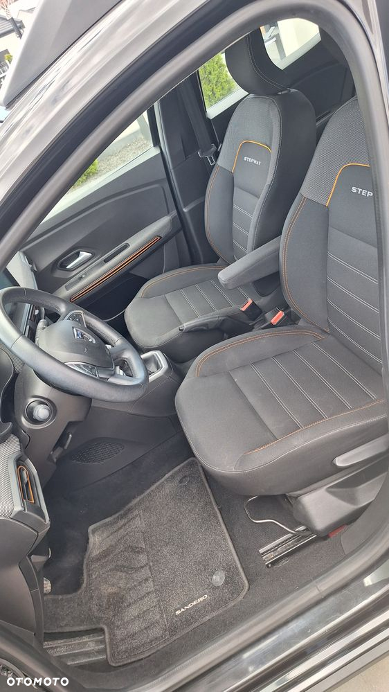 Dacia Sandero Stepway TCe 100 Prestige - 8