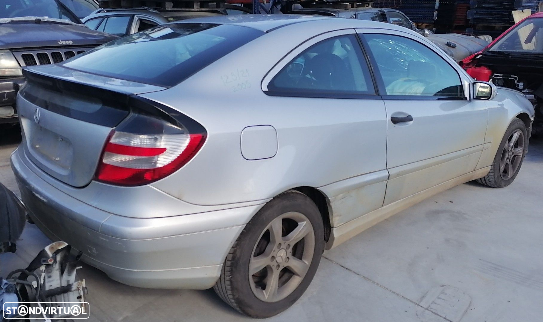 Peças Mercedes-Benz C-Class Coupe(W203) 2000 a 2007 - 26