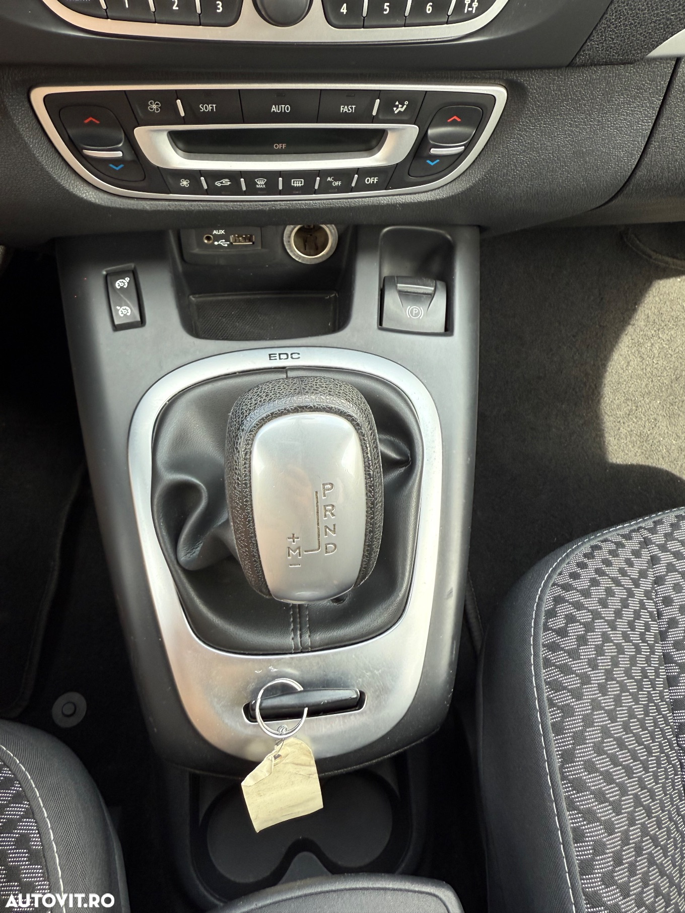 Renault Grand Scenic dCi 110 EDC Bose Edition - 13