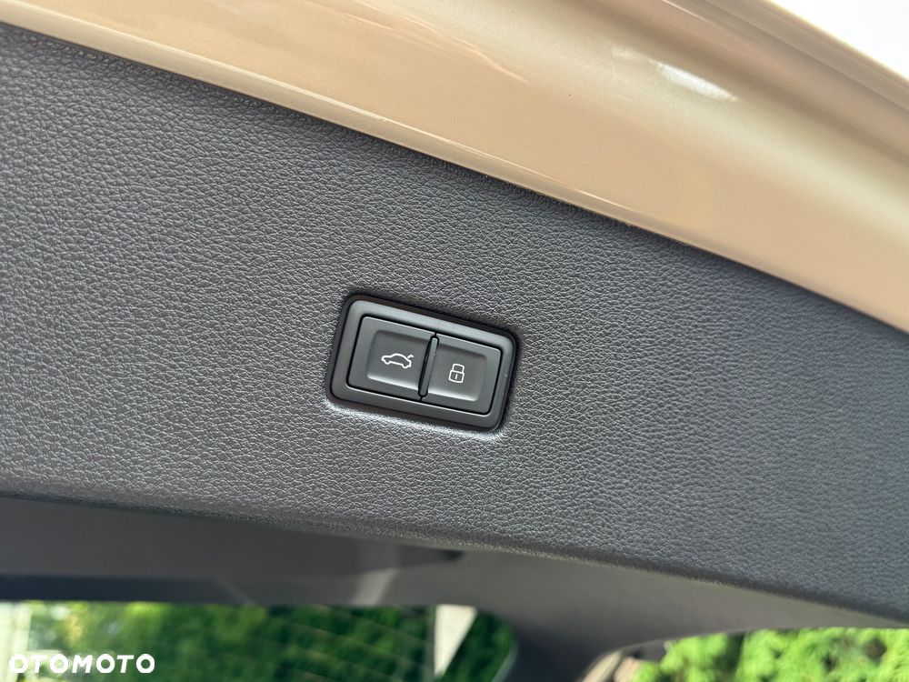 Audi SQ8 TFSI Quattro Tiptronic - 27