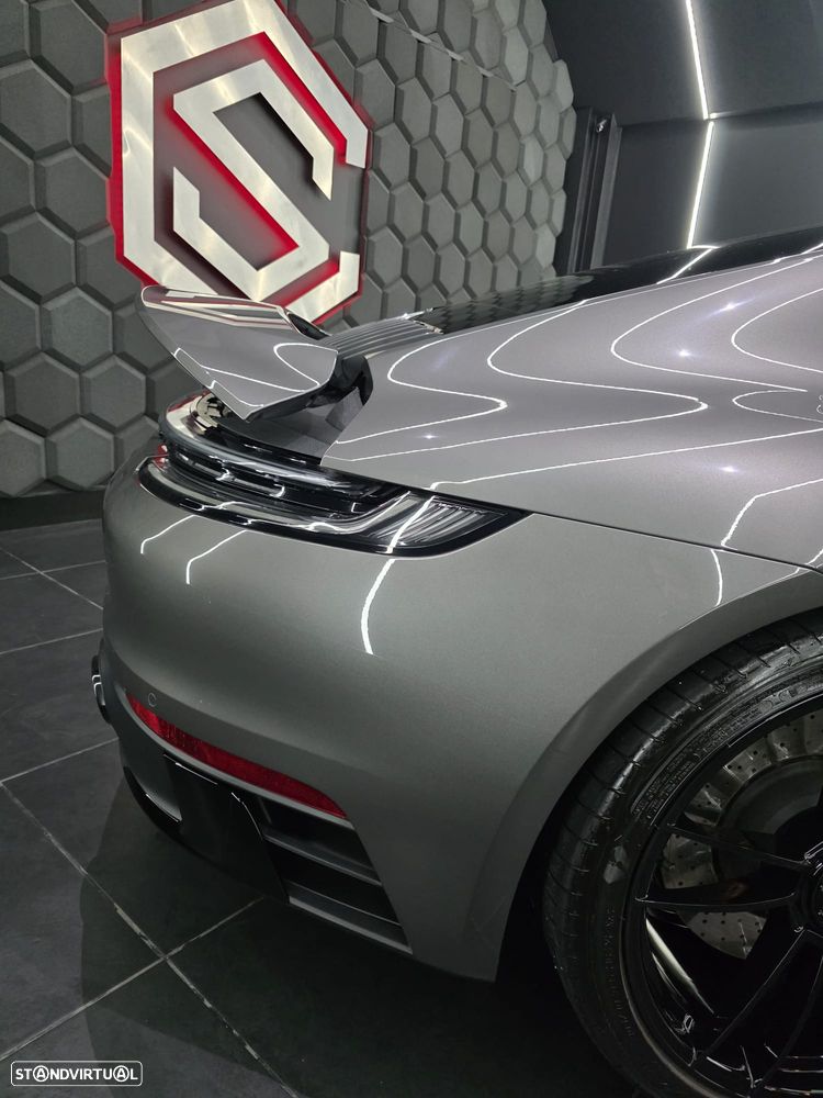 Porsche 911 (992) Carrera 4 GTS PDK - 11