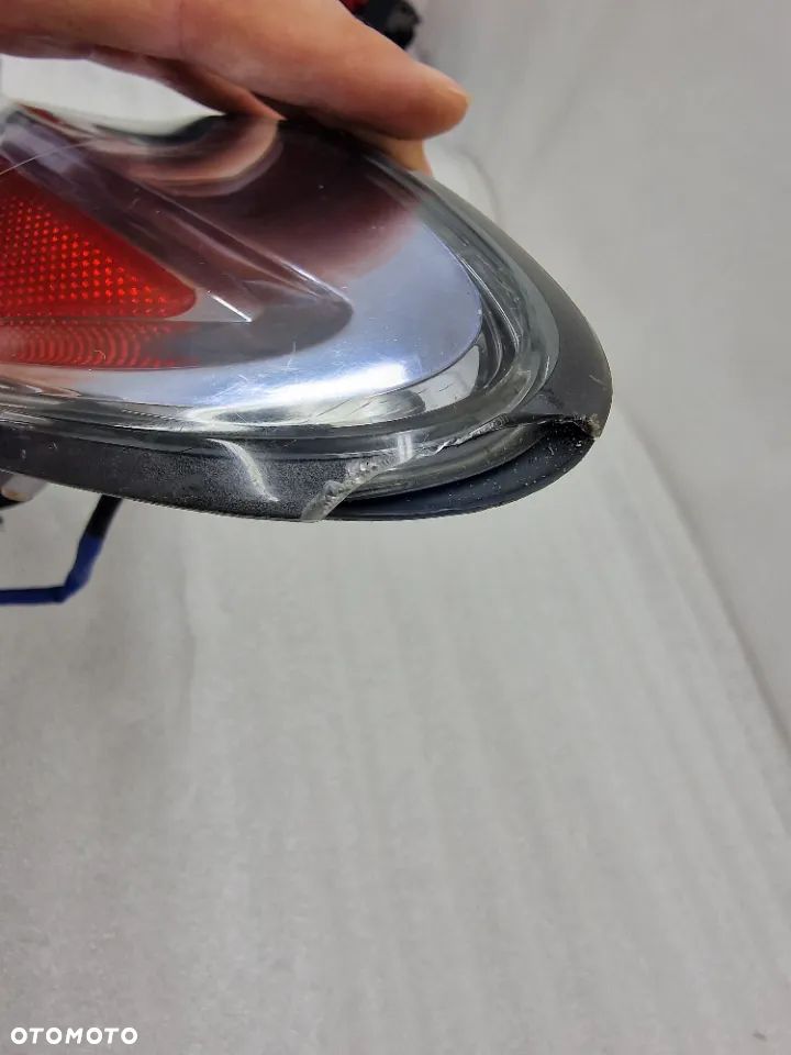 LEXUS RX 09- PRAWA LAMPA TYLNA TYLNIA TYŁ , NR : KOITO 4892 , NR AUKCJI LMT51 - 10