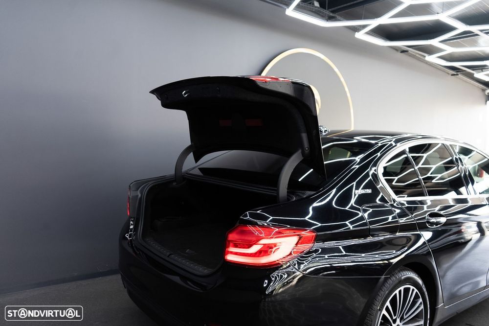 BMW 530 e iPerformance Line Sport - 23