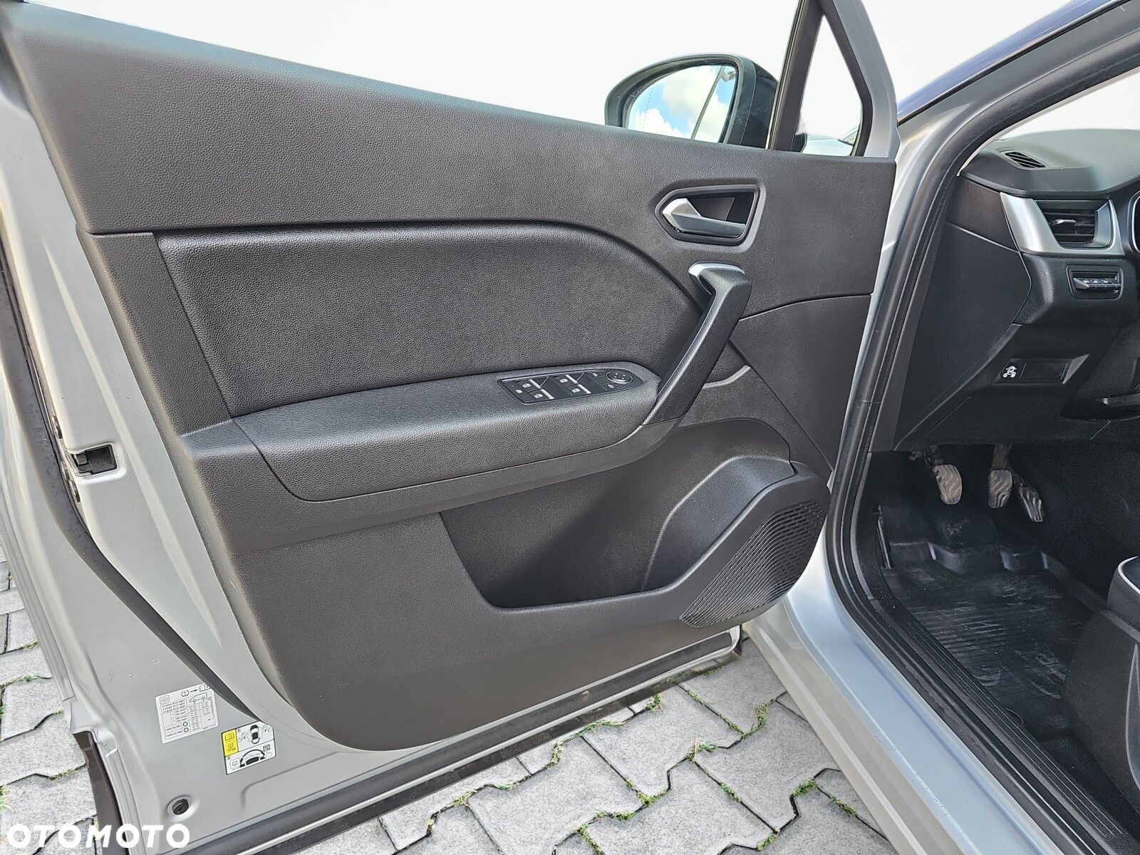 Renault Captur - 16