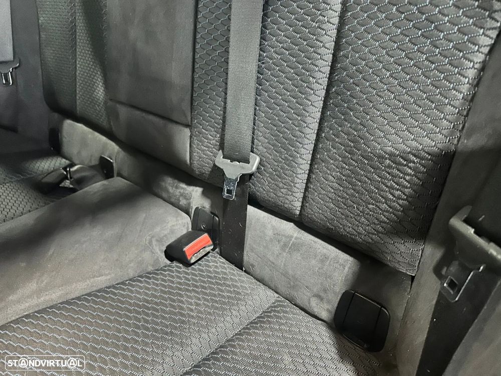 BMW 125 d Pack M - 29