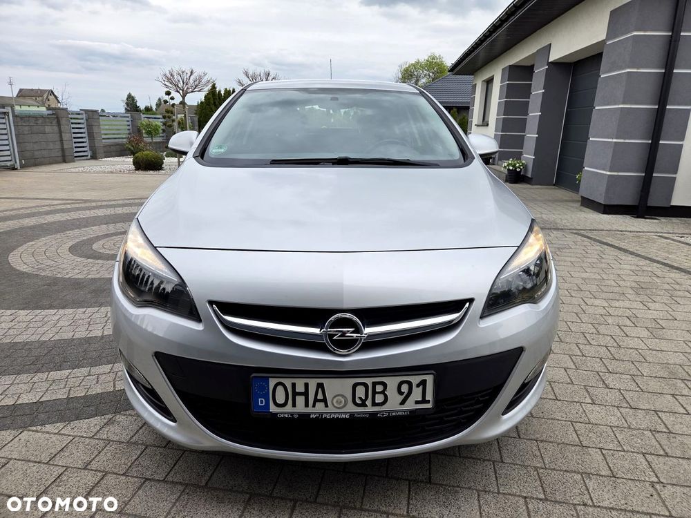 Opel Astra - 2